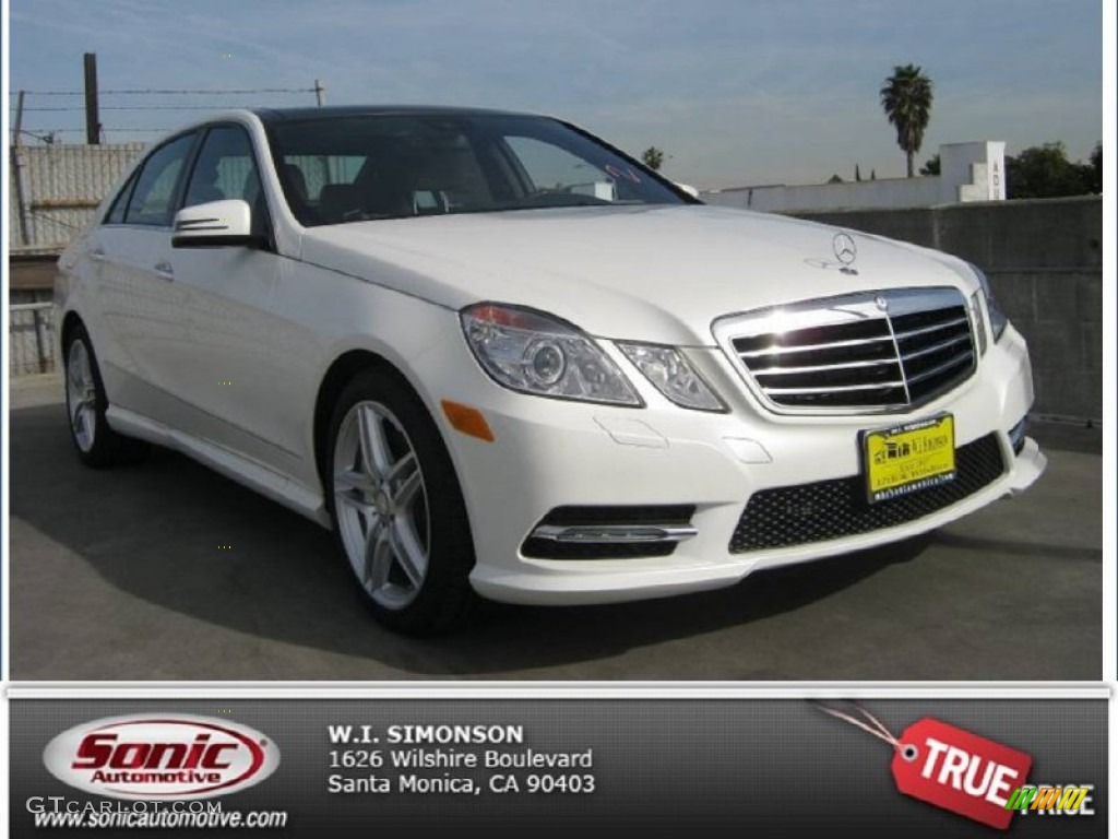 2013 E 550 4Matic Sedan - Diamond White Metallic / Almond/Black photo #1