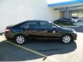 Black - Camry LE Photo No. 7
