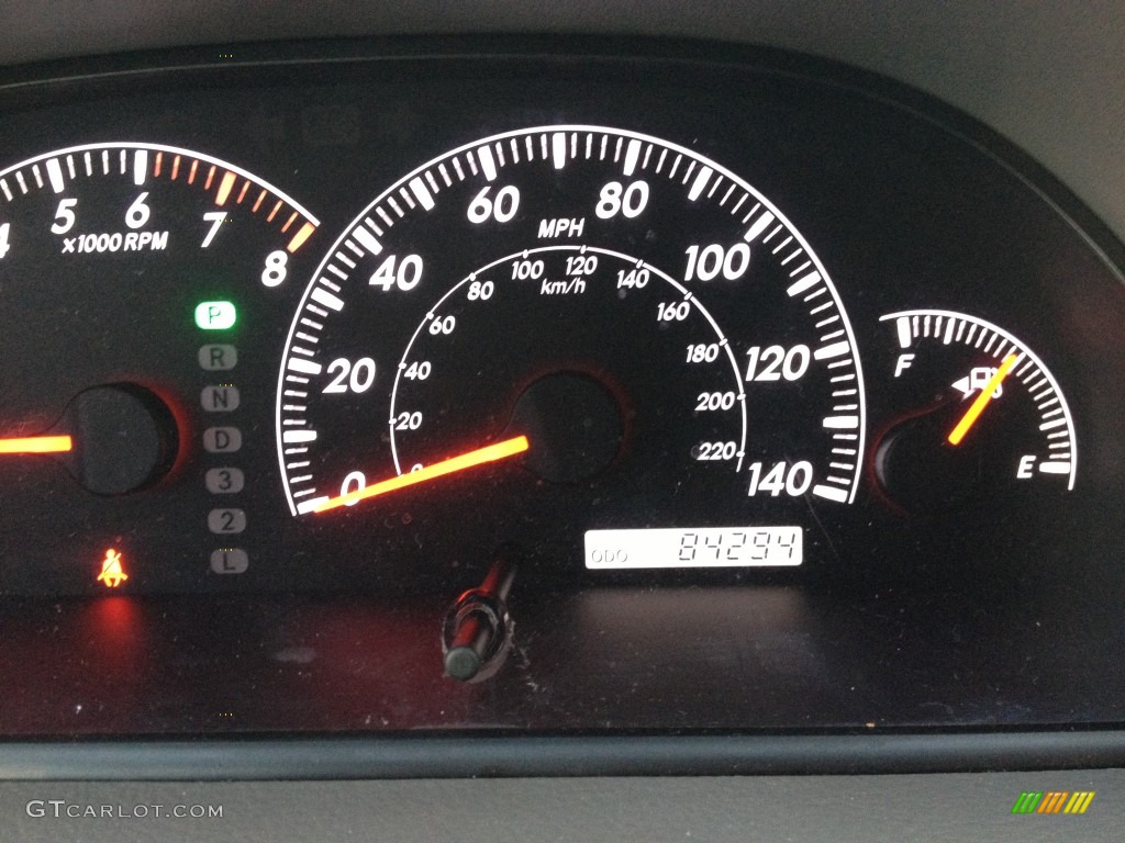 2006 Camry LE - Super White / Stone Gray photo #5