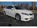 Super White - Camry SE Photo No. 7