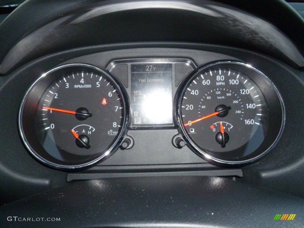 2011 Rogue S AWD - Cayenne Red / Black photo #18