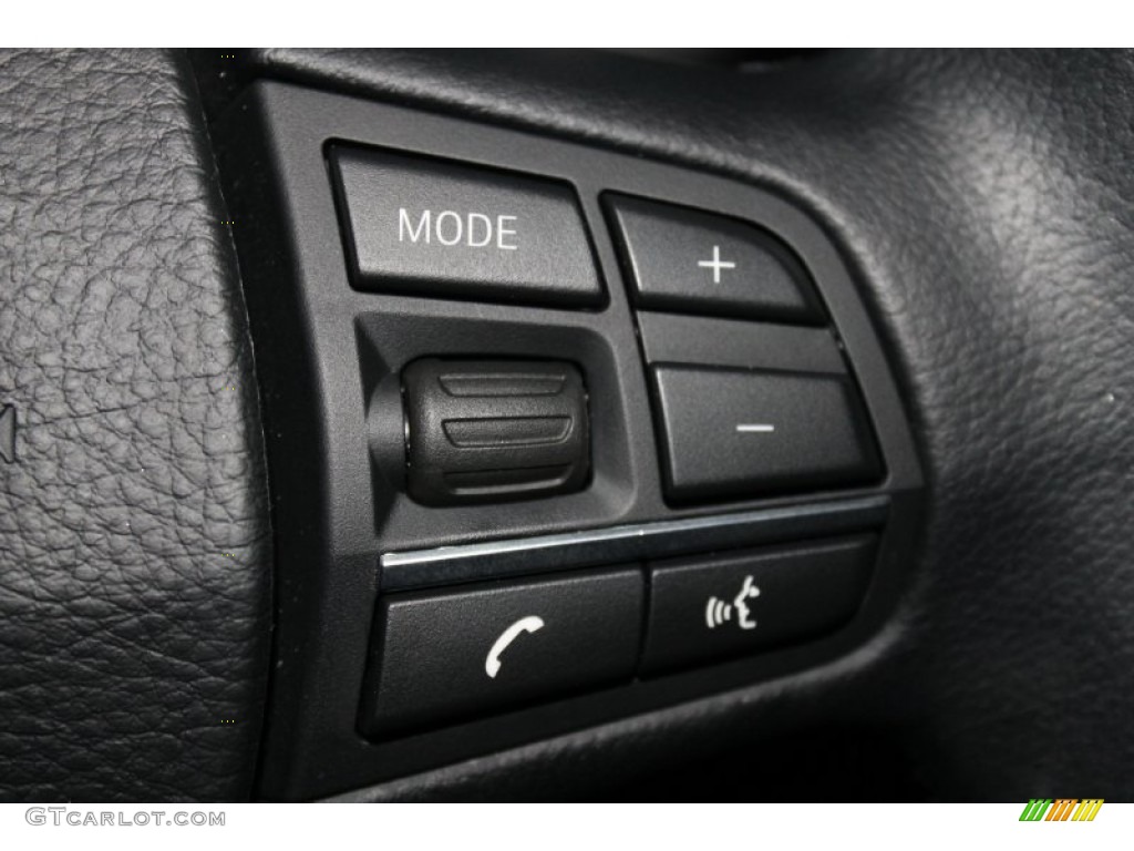 2011 BMW 5 Series 528i Sedan Controls Photo #76775227