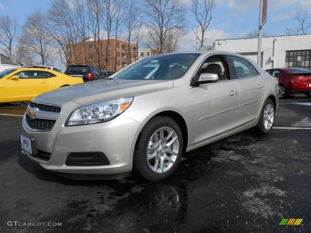 2013 Malibu LT - Champagne Silver Metallic / Cocoa/Light Neutral photo #3