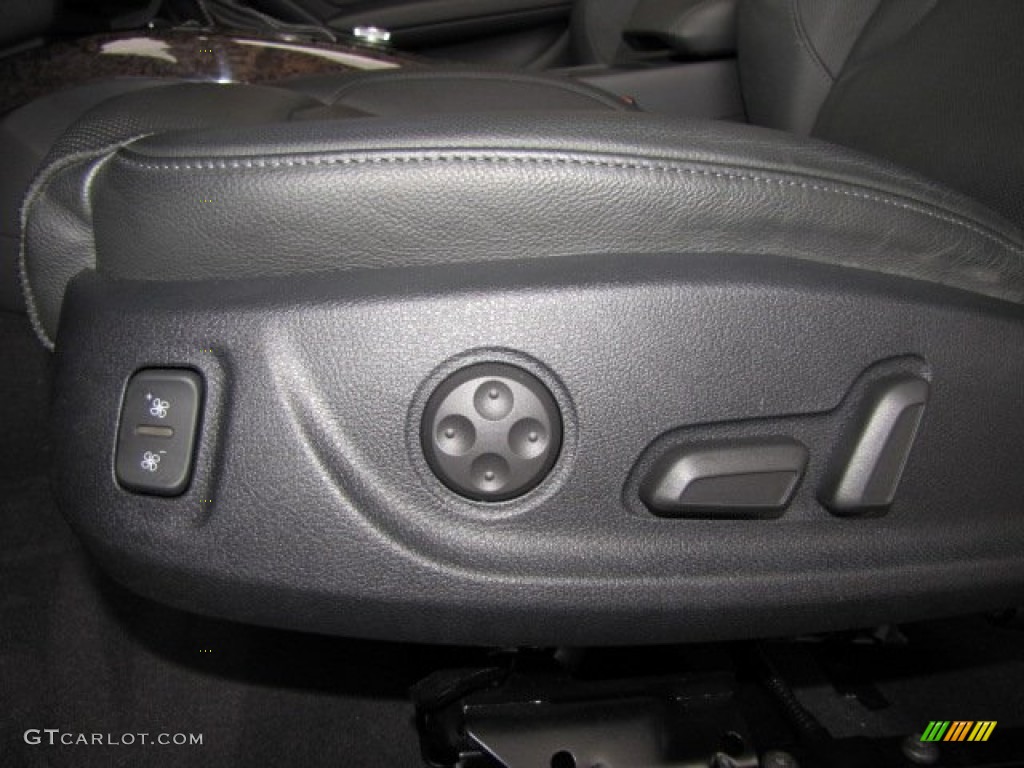2010 Audi S5 3.0 TFSI quattro Cabriolet Controls Photo #76781081