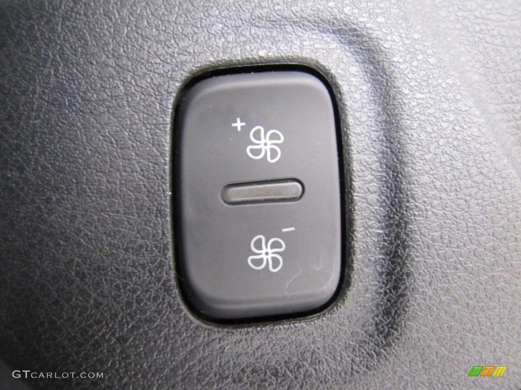 2010 Audi S5 3.0 TFSI quattro Cabriolet Controls Photo #76781097