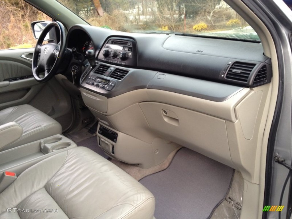 2006 Honda Odyssey EX-L Ivory Dashboard Photo #76781598