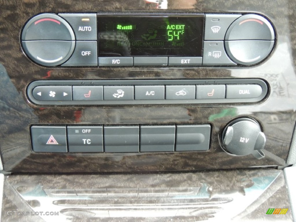 2005 Mercury Montego Premier Controls Photo #76782264