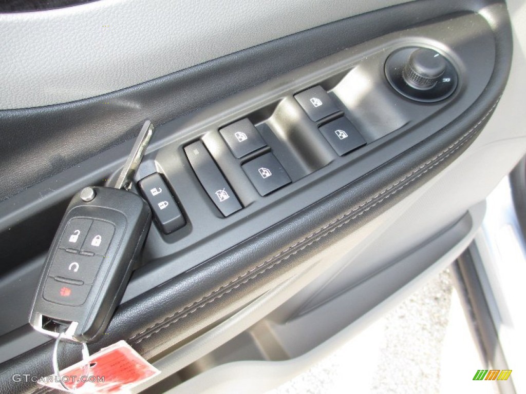 2013 Buick Encore Leather Controls Photo #76783094