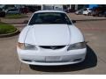 1995 Crystal White Ford Mustang V6 Coupe  photo #2