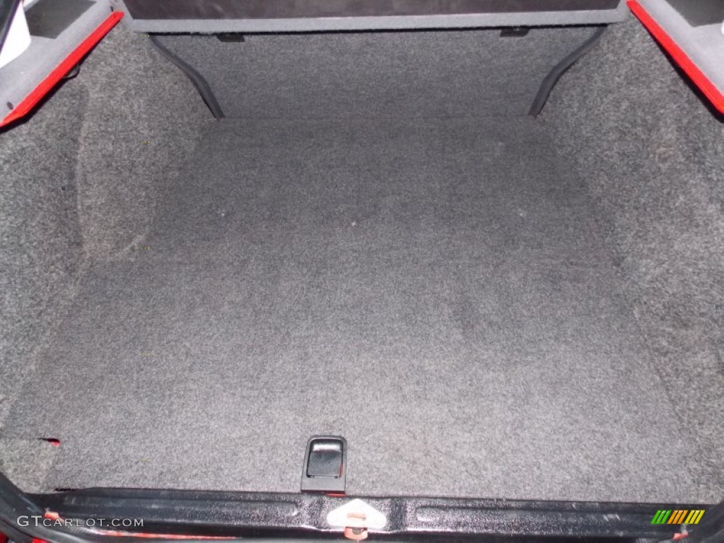 1990 Saab 900 SPG Hatchback Trunk Photos
