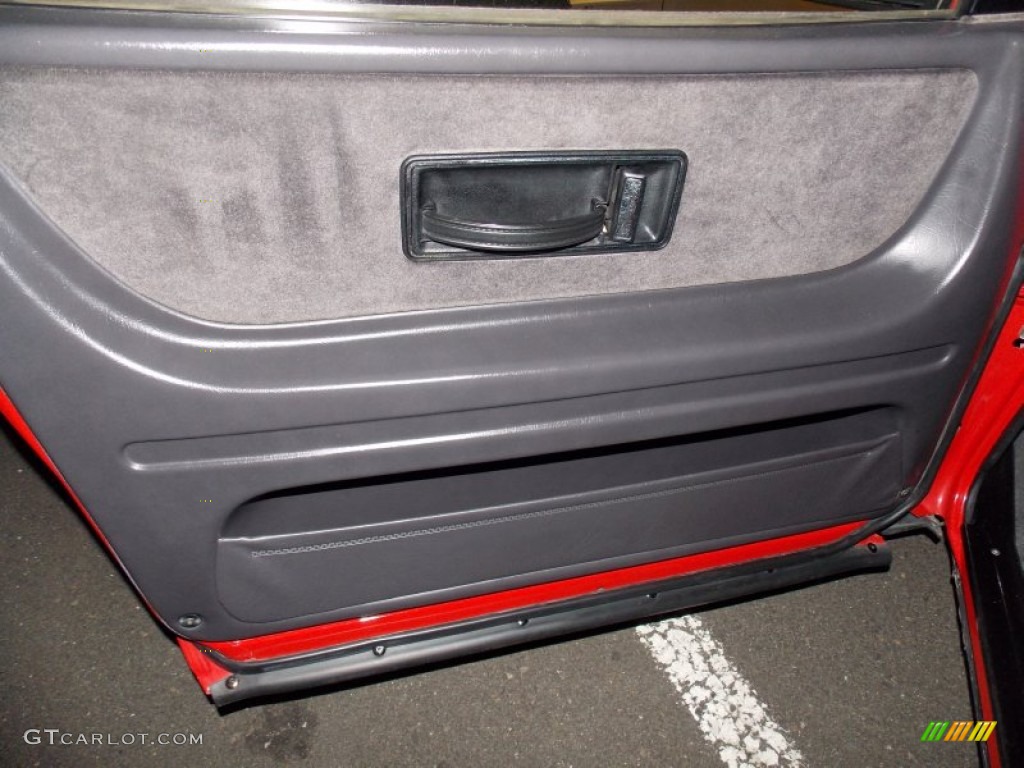 1990 Saab 900 SPG Hatchback Door Panel Photos