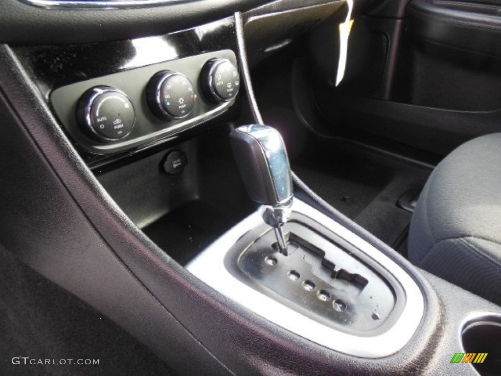 2012 Chrysler 200 Touring Sedan 6 Speed AutoStick Automatic Transmission Photo #76788282