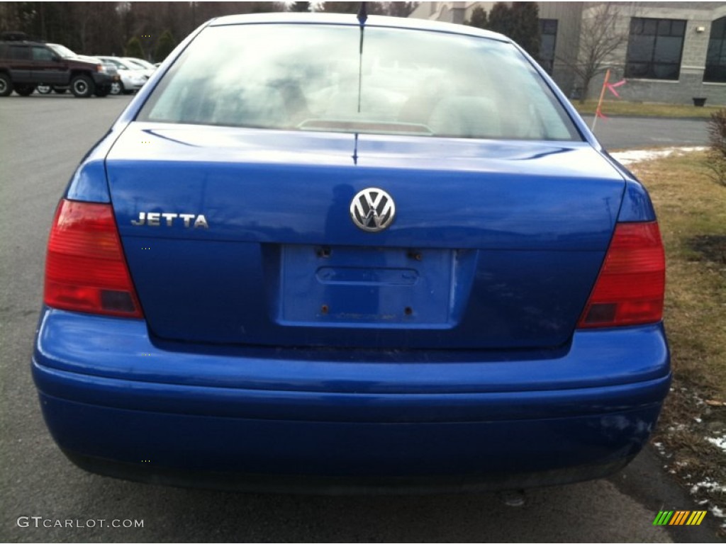 2001 Jetta GLS Sedan - Blue Lagoon Metallic / Beige photo #6