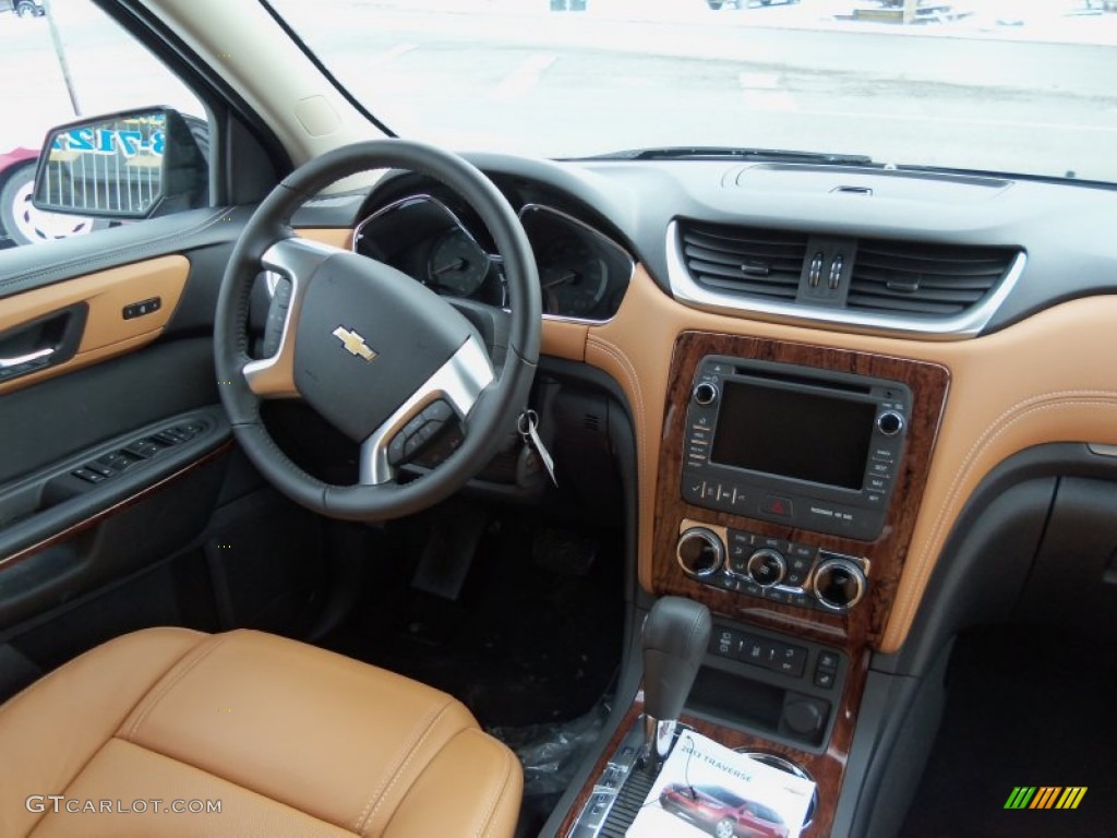 2013 Chevrolet Traverse LTZ AWD Dashboard Photos