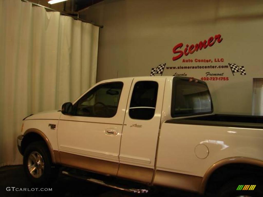 2002 F150 Lariat SuperCab 4x4 - Oxford White / Medium Parchment photo #3