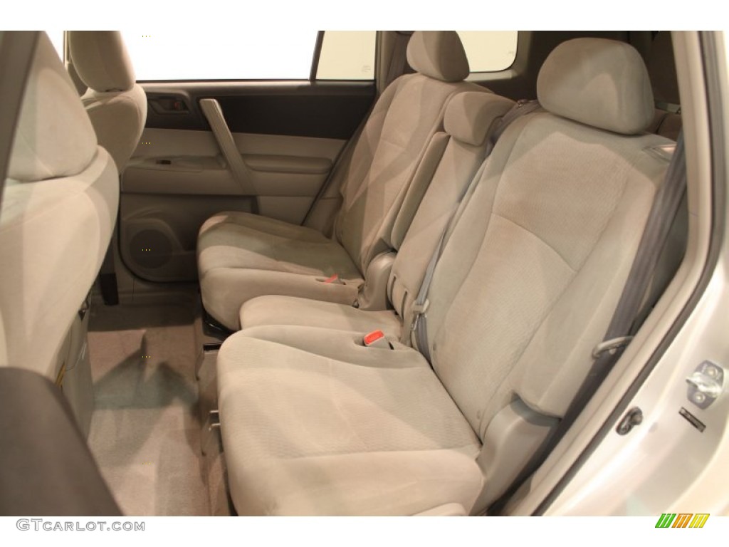 2010 Toyota Highlander V6 4WD Rear Seat Photo #76793171