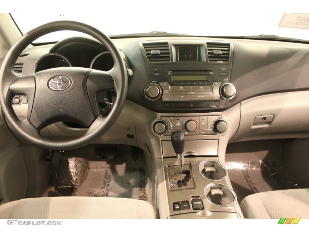 2010 Toyota Highlander V6 4WD Ash Dashboard Photo #76793213