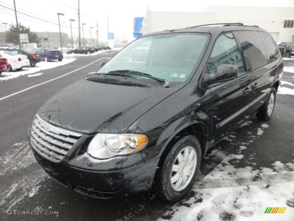 Brilliant Black 2006 Chrysler Town & Country Touring Exterior Photo #76793975