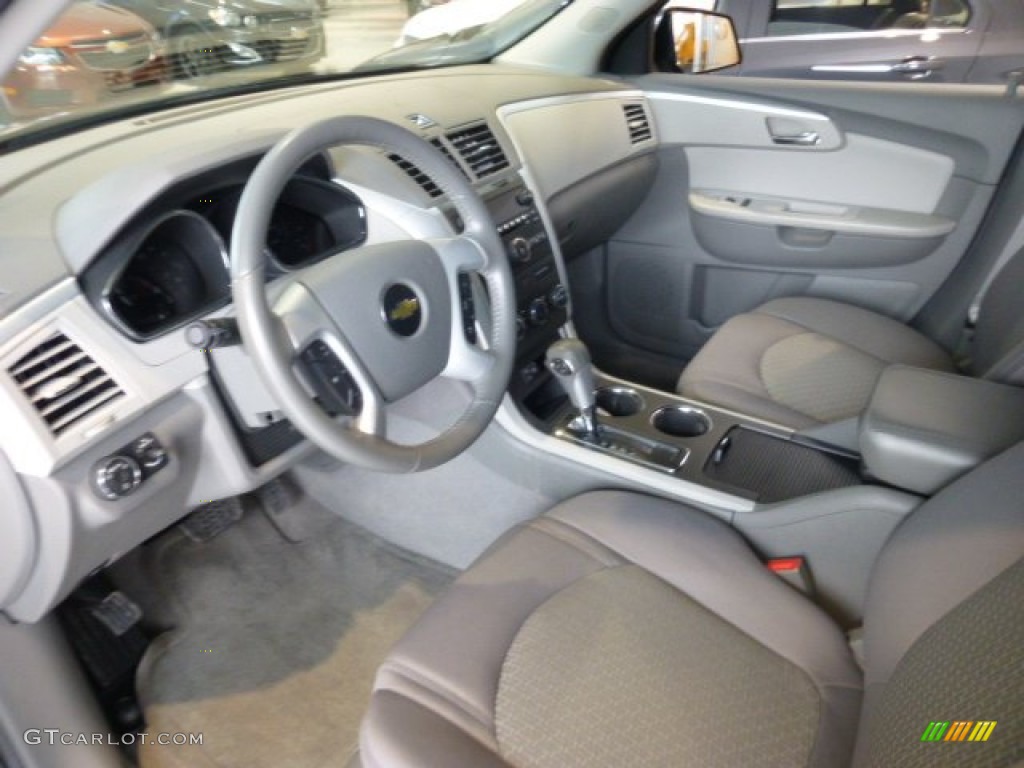 Dark Gray/Light Gray Interior 2010 Chevrolet Traverse LT AWD Photo #76794551