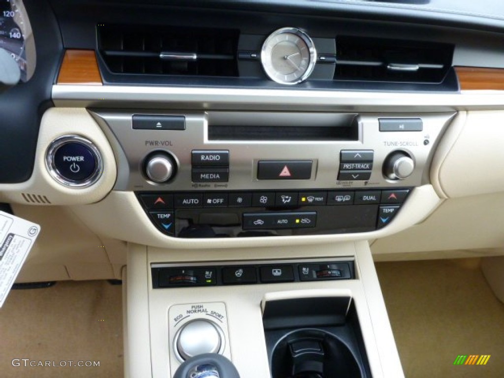 2013 Lexus ES 300h Hybrid Controls Photo #76795649