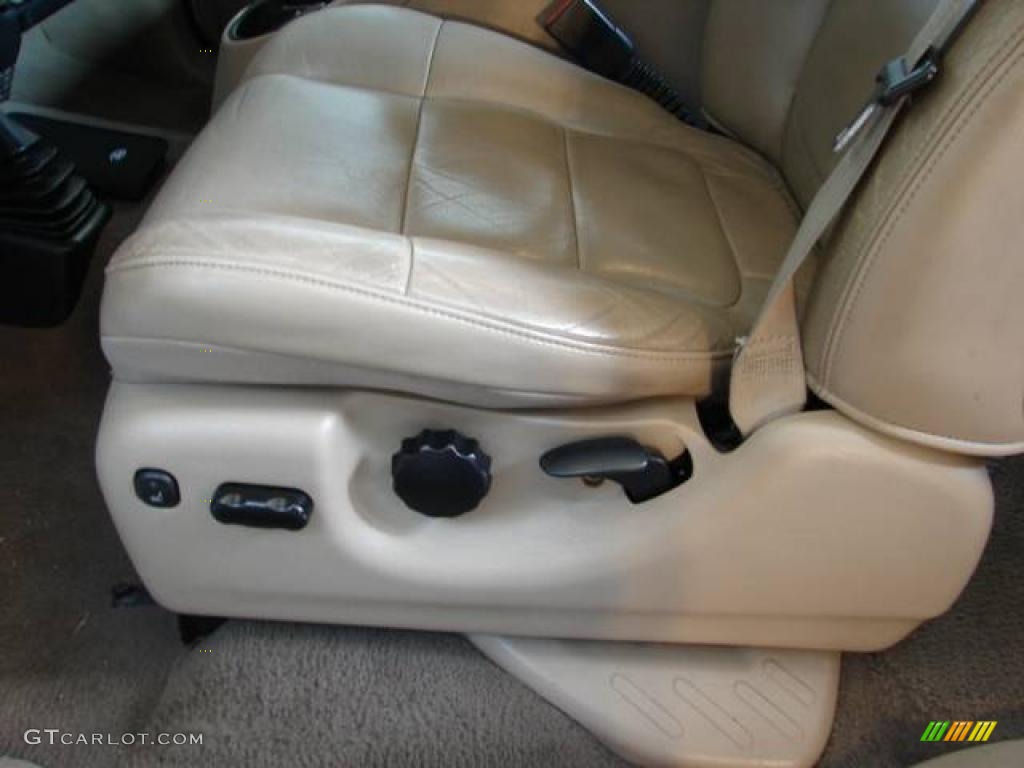 2002 F150 Lariat SuperCab 4x4 - Oxford White / Medium Parchment photo #27