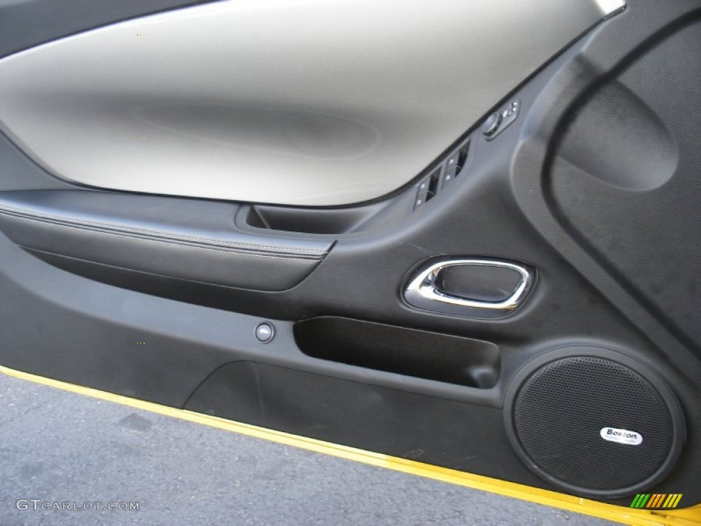 2012 Chevrolet Camaro LT/RS Convertible Black Door Panel Photo #76797359