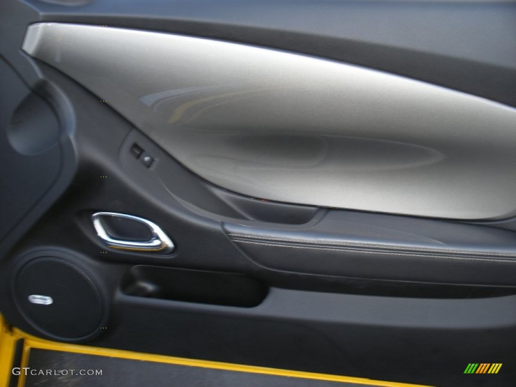 2012 Chevrolet Camaro LT/RS Convertible Black Door Panel Photo #76797375