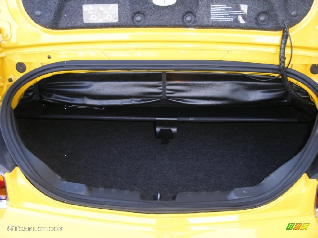 2012 Chevrolet Camaro LT/RS Convertible Trunk Photos