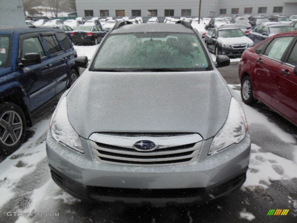 2011 Outback 2.5i Wagon - Steel Silver Metallic / Off Black photo #2