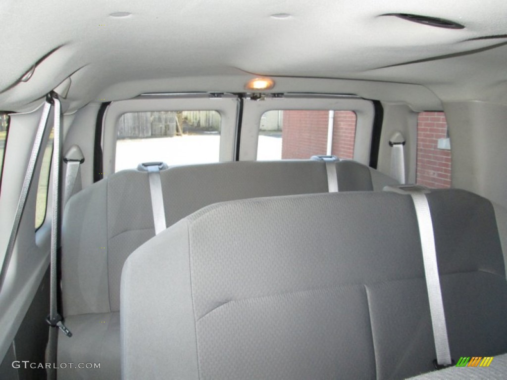 2008 E Series Van E350 Super Duty XLT 15 Passenger - Silver Metallic / Medium Flint photo #25