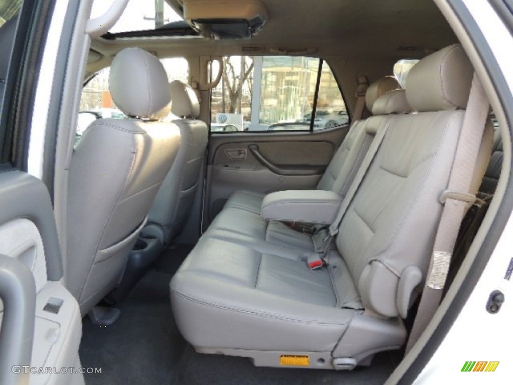 2006 Toyota Sequoia SR5 4WD Rear Seat Photo #76800569