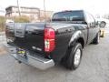 Super Black - Frontier SE V6 King Cab 4x4 Photo No. 4