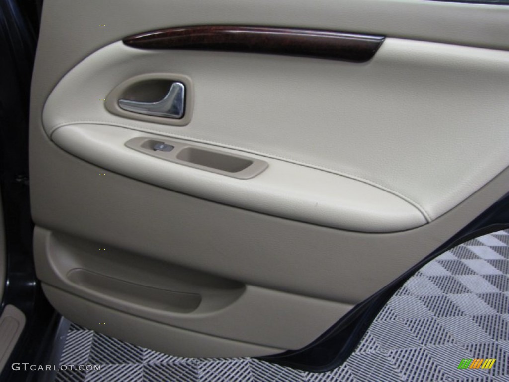 2003 Volvo S40 1.9T Light Taupe Door Panel Photo #76802699