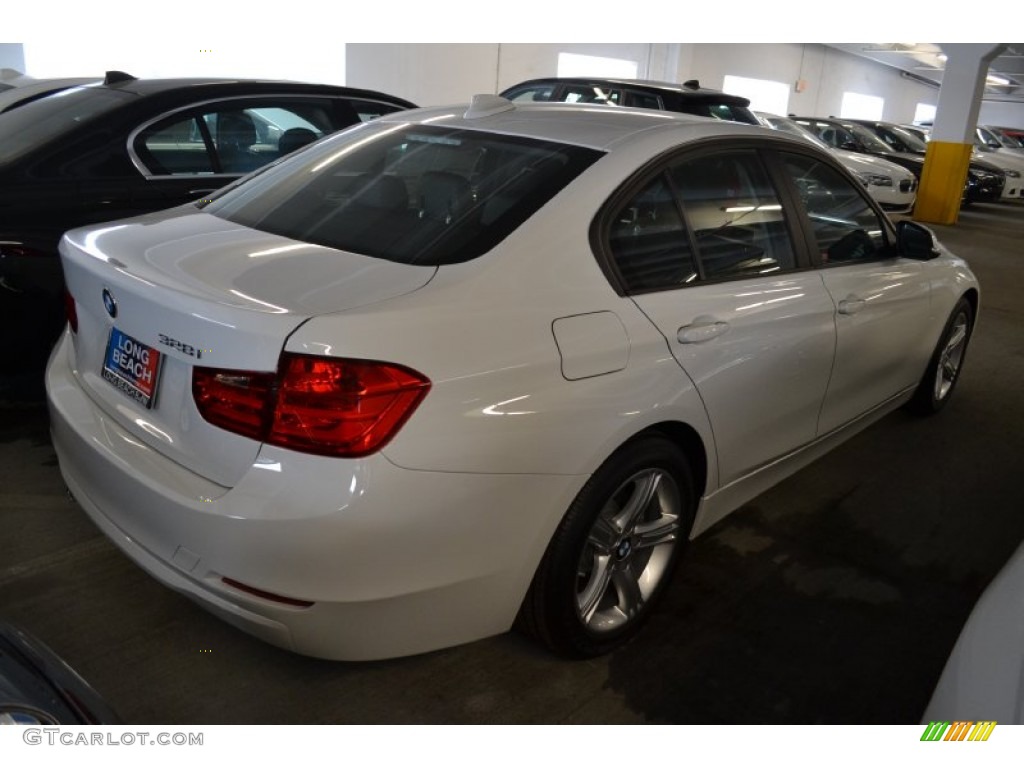 2013 3 Series 328i Sedan - Alpine White / Black photo #3