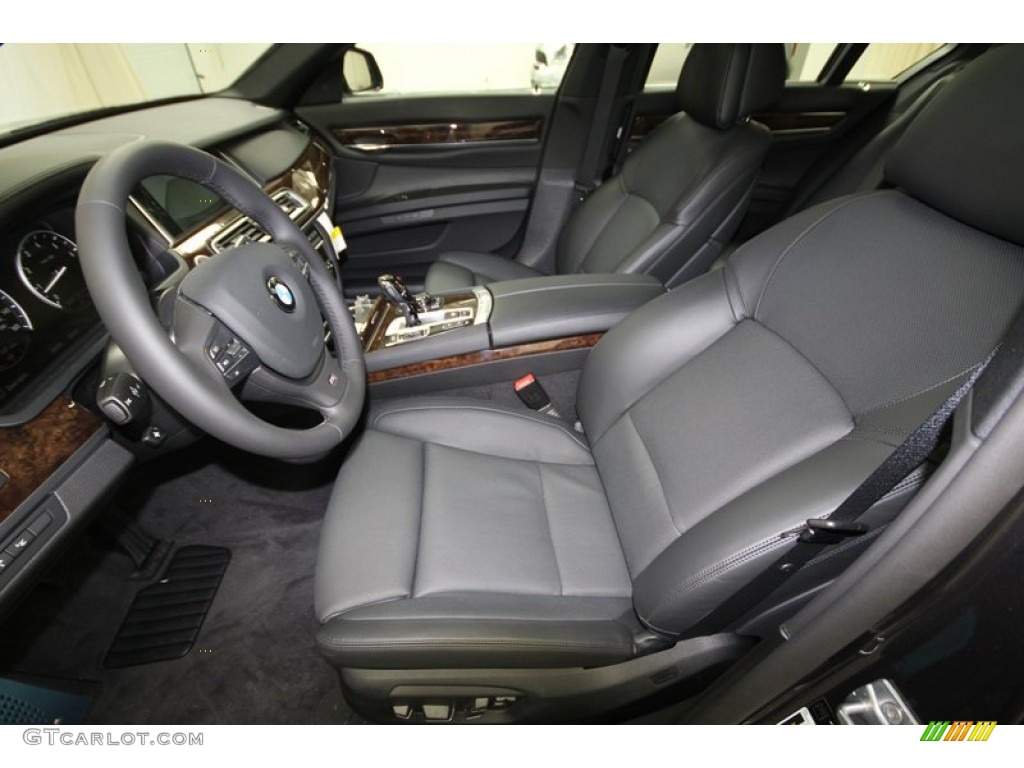 2013 BMW 7 Series 750i Sedan Front Seat Photos