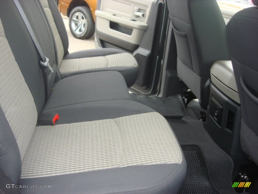 2010 Ram 1500 Big Horn Crew Cab 4x4 - Mineral Gray Metallic / Dark Slate/Medium Graystone photo #11