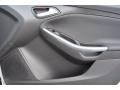 White Platinum - Focus Titanium Sedan Photo No. 17
