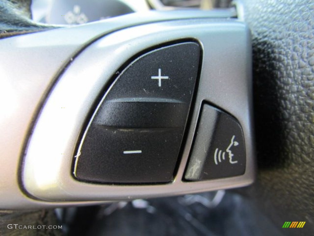 2005 BMW Z4 2.5i Roadster Controls Photo #76807310