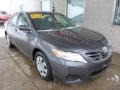 Magnetic Gray Metallic - Camry LE Photo No. 7