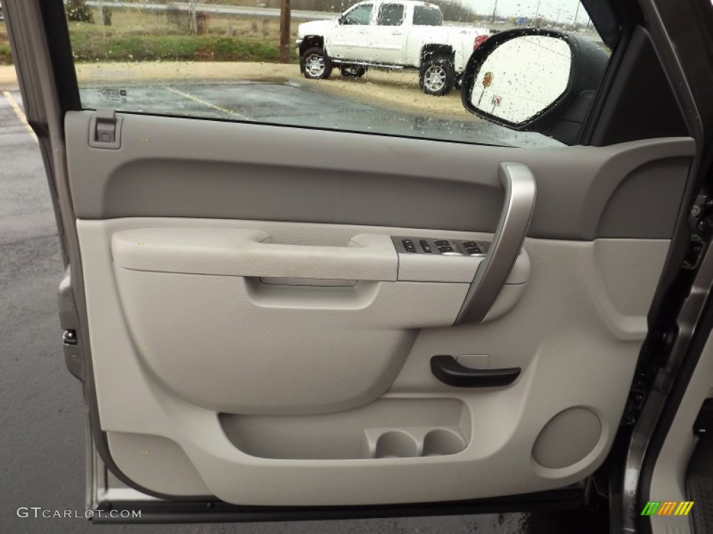 2013 Chevrolet Silverado 2500HD LT Extended Cab 4x4 Light Titanium/Dark Titanium Door Panel Photo #76809047
