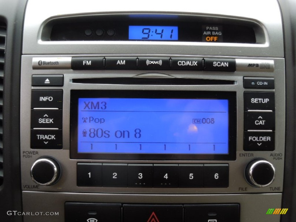 2011 Hyundai Santa Fe GLS AWD Audio System Photo #76810141
