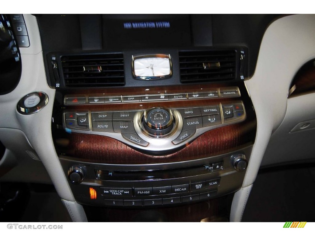 2011 Infiniti M 37 Sedan Controls Photo #76811535