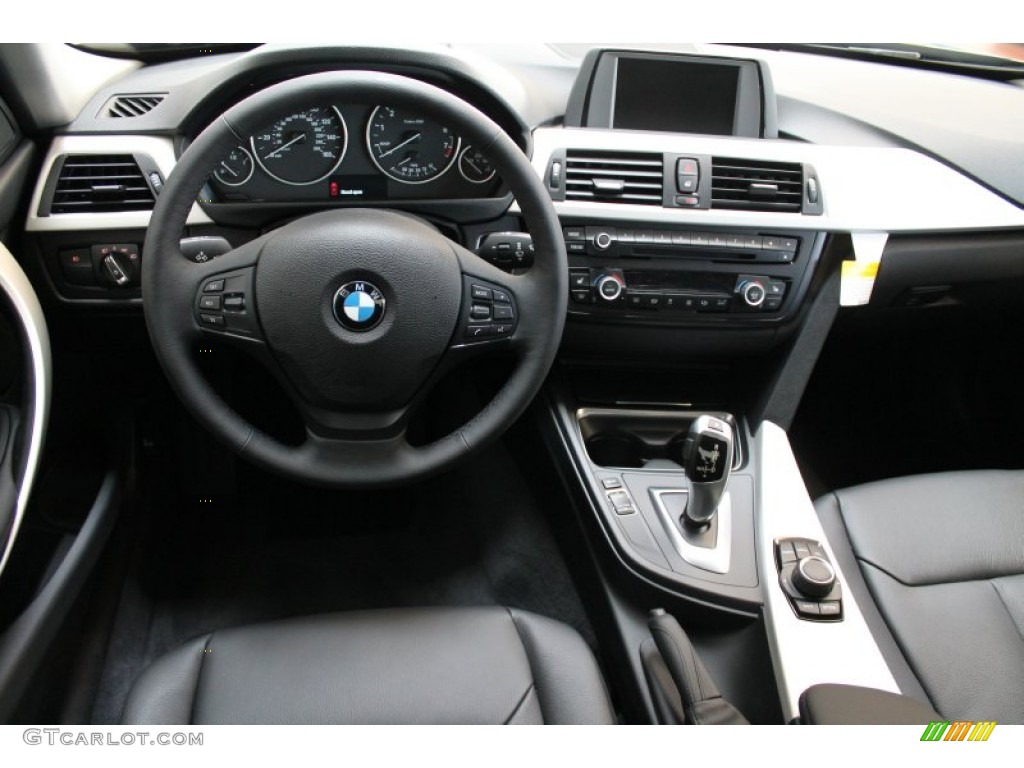 2013 3 Series 328i xDrive Sedan - Black Sapphire Metallic / Black photo #7