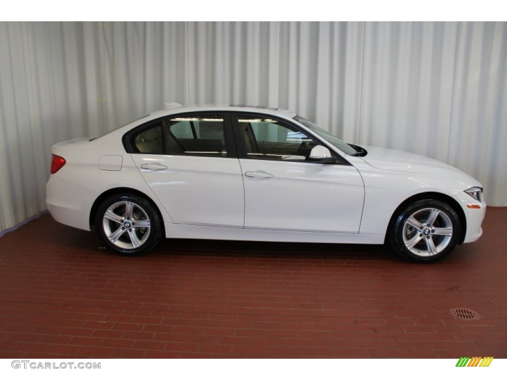 Alpine White 2013 BMW 3 Series 328i xDrive Sedan Exterior Photo #76814598