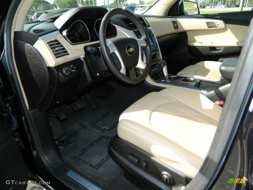 Cashmere/Ebony Interior 2009 Chevrolet Traverse LTZ Photo #76816212