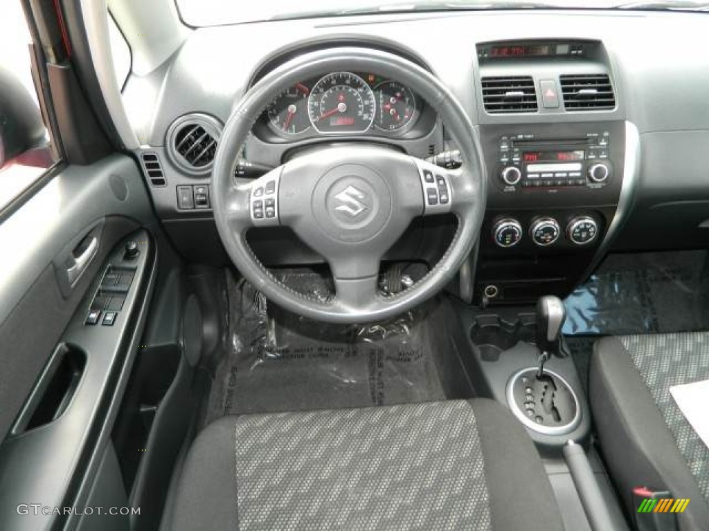 2008 SX4 Crossover Touring AWD - Vivid Red / Black photo #9