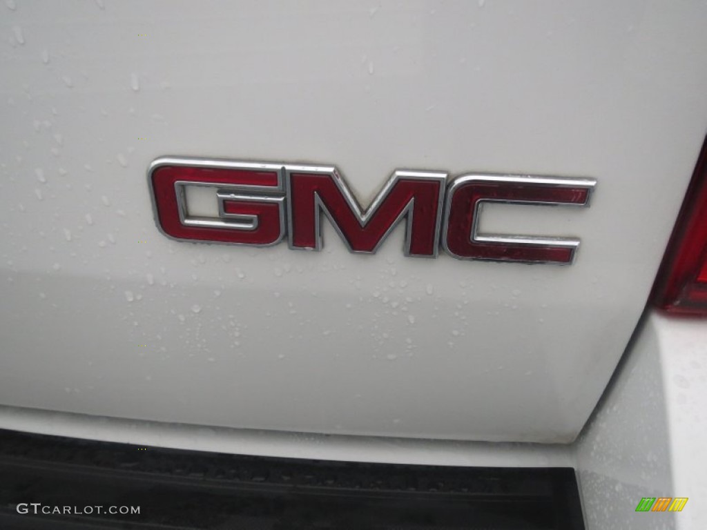 2009 GMC Yukon SLT Marks and Logos Photo #76818023