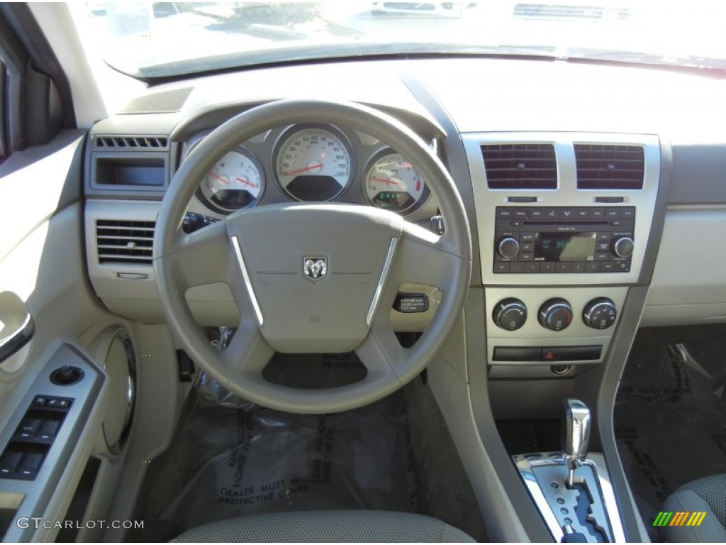 2008 Avenger SXT - Light Sandstone Metallic / Dark Khaki/Light Graystone photo #20