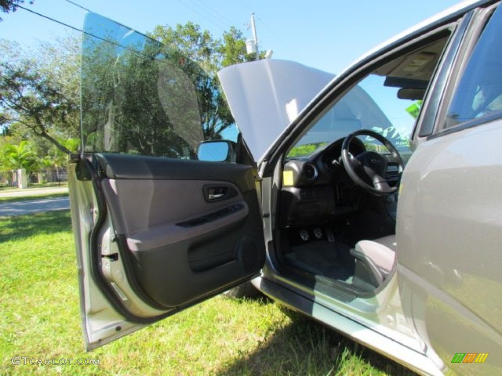 2006 Impreza WRX Sedan - Crystal Gray Metallic / Anthracite Black photo #17