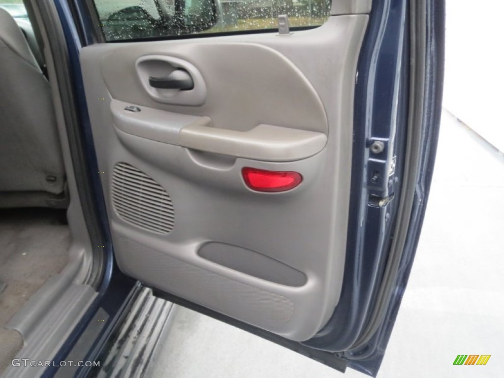 2002 F150 XLT SuperCrew - True Blue Metallic / Medium Graphite photo #23